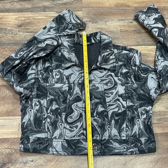 BDG Black and Gray Bomber Jacket with Modern Swirl Design - Picture 13 of 15